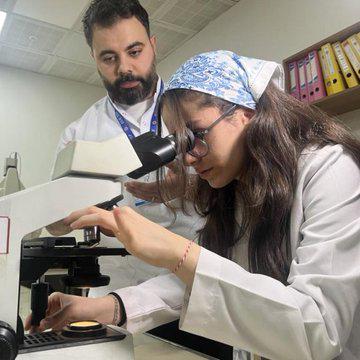 Melek, a high school student from Izmir, developed an artificial intelligence that can diagnose some cancers with a 97 percent rate.