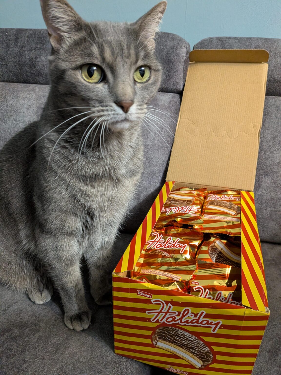 I'm coming to tease you with a gift I received today - the taste of childhood