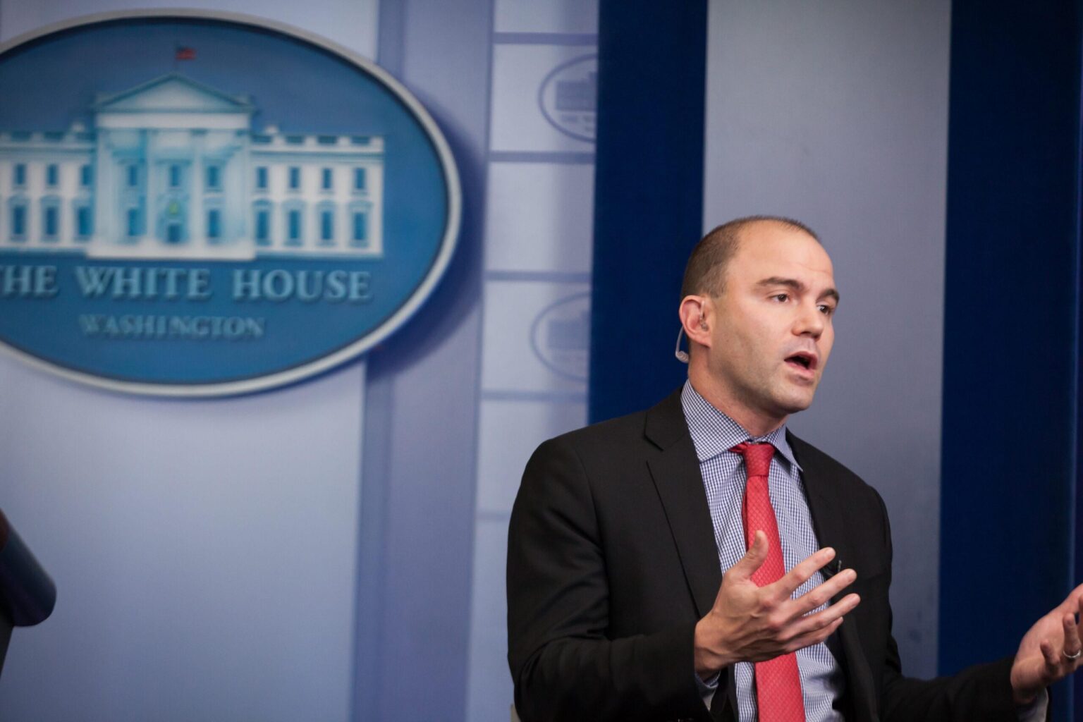Ben Rhodes calls for primaries against Democrats who support Iran war | ‘If you can't stand against that, you don't stand for a f***ing thing,’ the former Obama admin official said