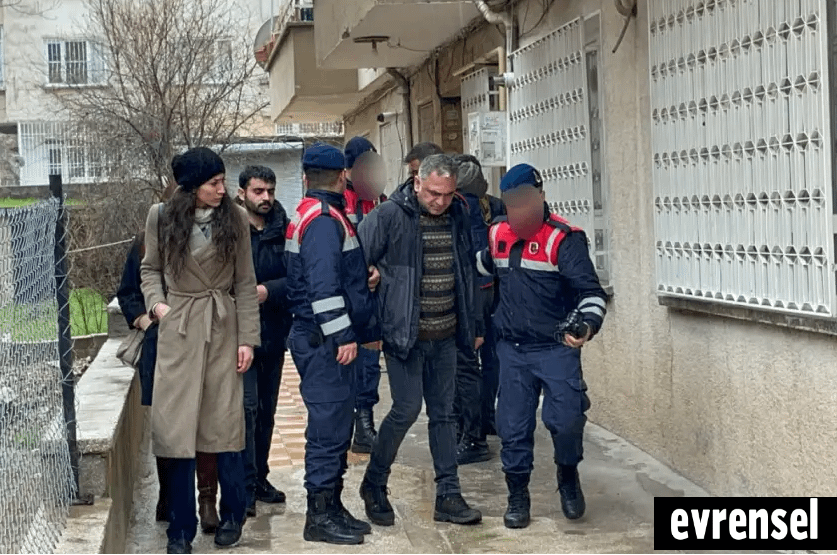 BİRTEK-SEN President Mehmet Türkmen's house was raided and he was detained