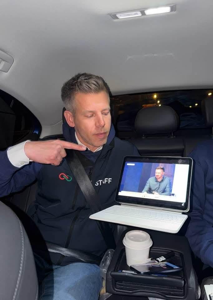 On the way to Kazincbarcika - and like so many, I listen to Captain Bence Szabó live. - MP