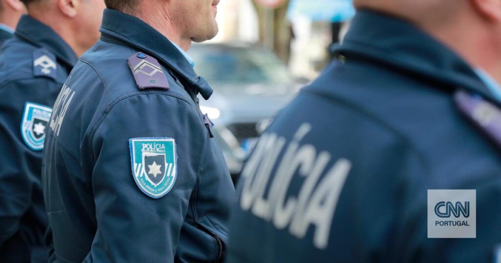 Driver used car keys to pierce police officer's neck during STOP operation in Lisbon