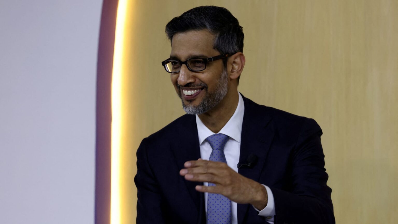 Alphabet increases AI spending but gets rewarded for further proof that it's paying off