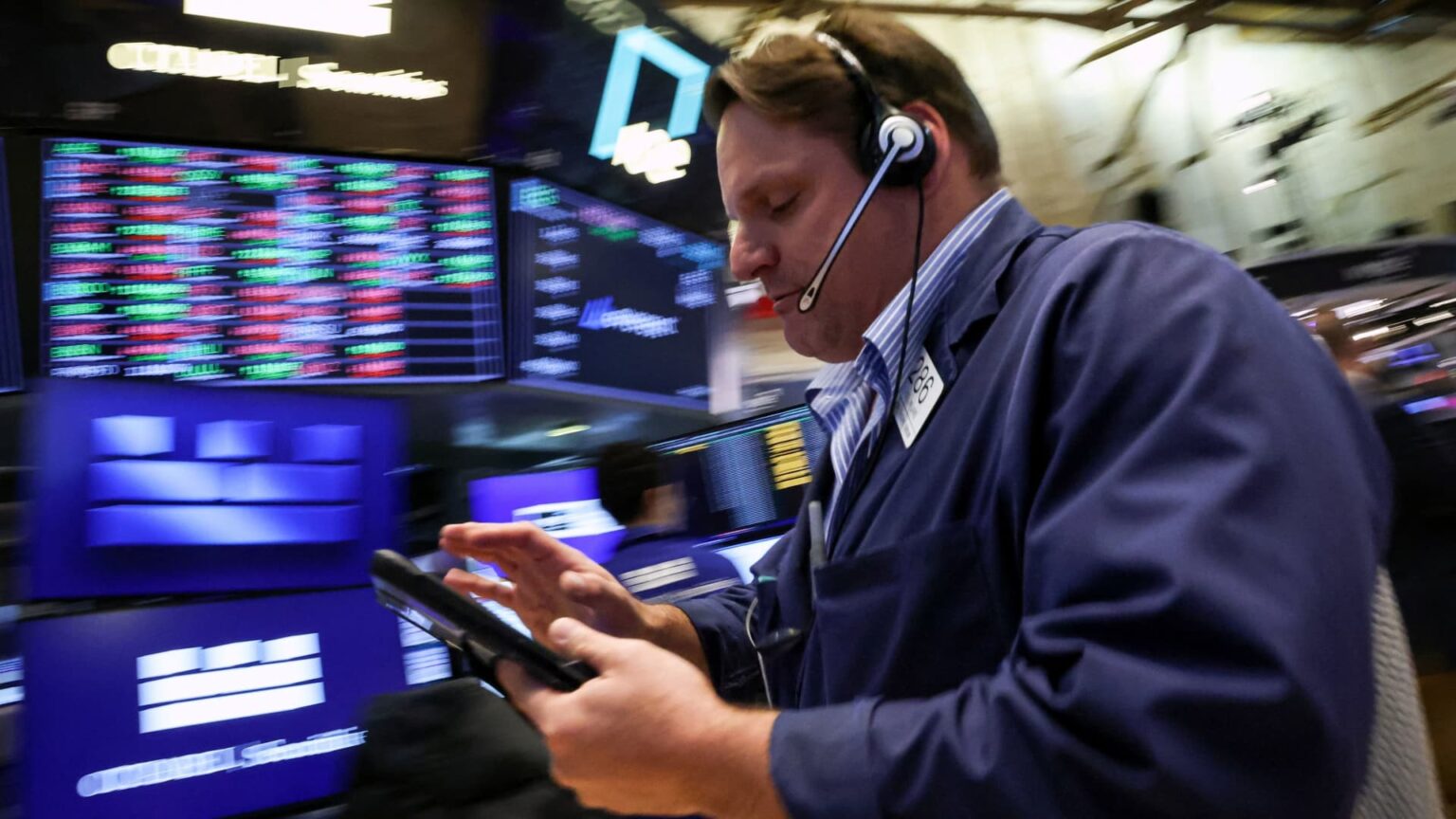Stock market today: Live updates