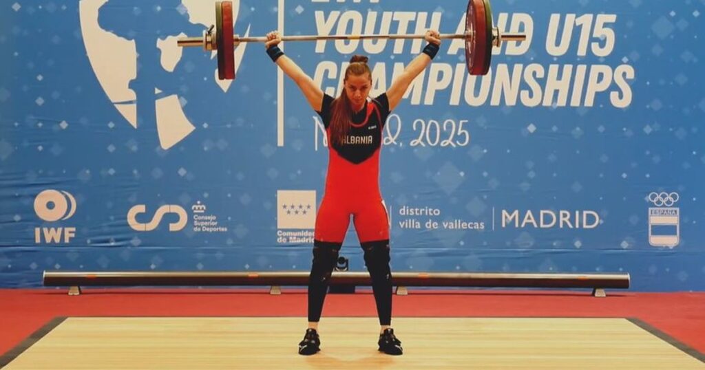 Albanian weightlifter Enkeleida Carja writes history in Batumi, two European records for the Albanian champion!