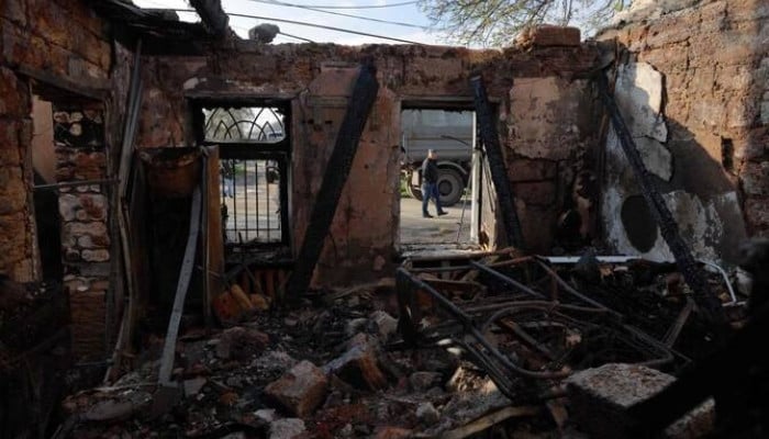 Russia and Ukraine trade prisoners, drone strikes ahead of Easter truce