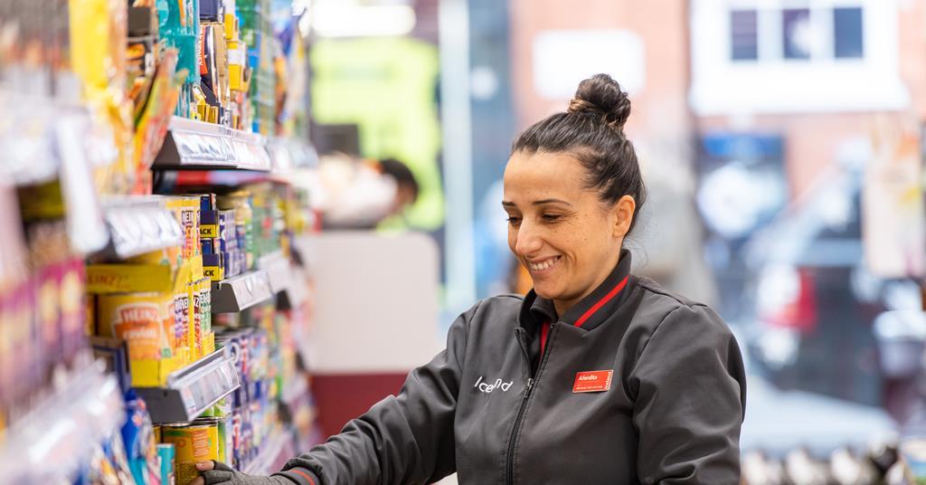 Iceland trials Strongpoint online order picking tech | News Iceland trials Strongpoint online order picking tech | News