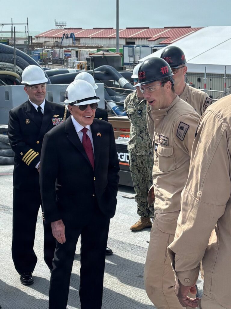 DVIDS - Images - U.S. Ambassador to Spain and Andorra Visits USS PAUL IGNATIUS (DDG 117) [Image 1 of 3]
