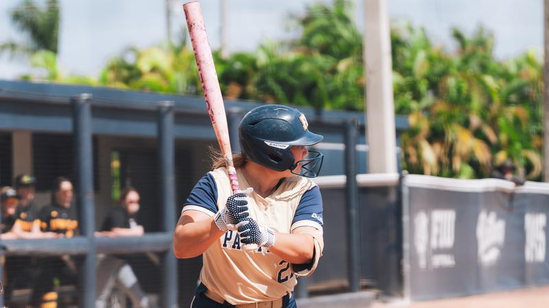 Softball Falls 6-3 to Louisiana Tech in Game Two Softball Falls 6-3 to Louisiana Tech in Game Two