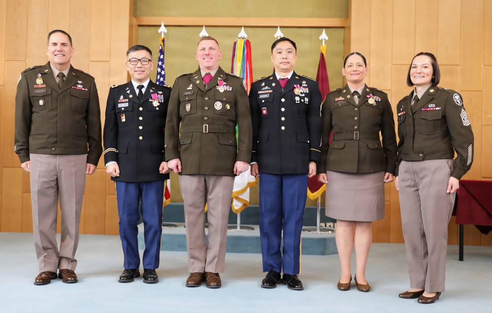 DVIDS – News – Medical Readiness Command, Europe honors Army retirees for 98 plus years of combined service to their nation Medical Readiness Command, Europe honors Army retirees for 98 plus years of combined service to their nation