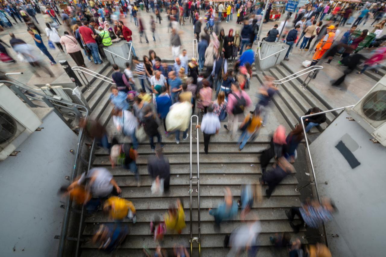 Commuters crowd an underpass in Istanbul, Türkiye. (Adobe Stock Photo)