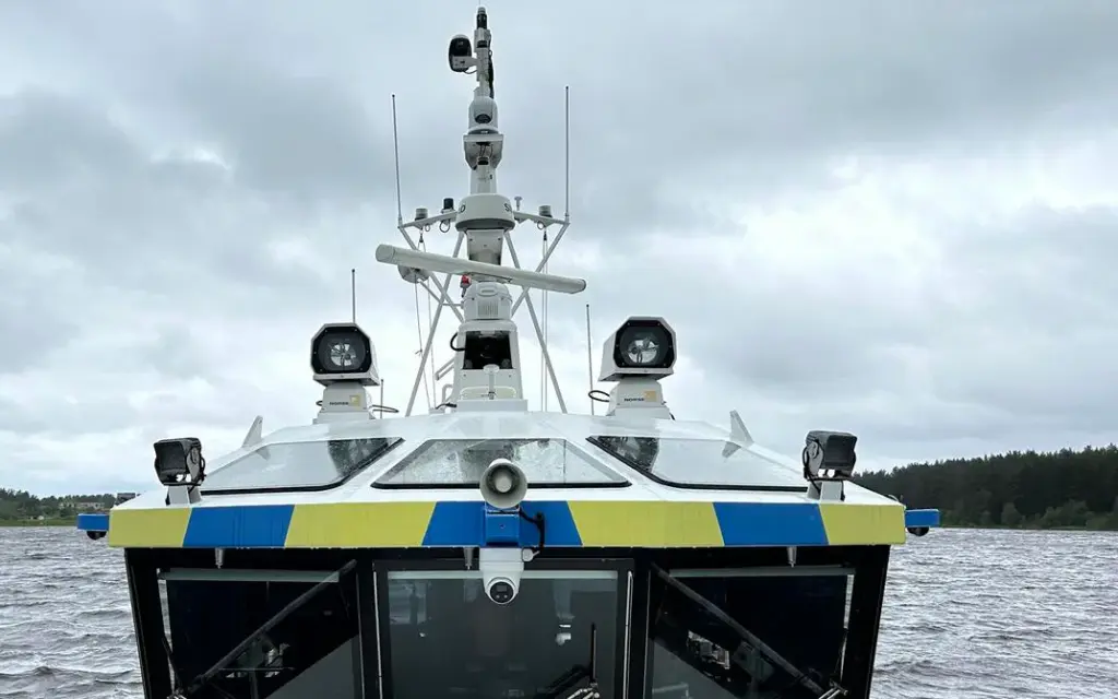 Estonian patrol boat drifted into Russian waters due to technical malfunction Estonian patrol boat drifted into Russian waters due to technical malfunction