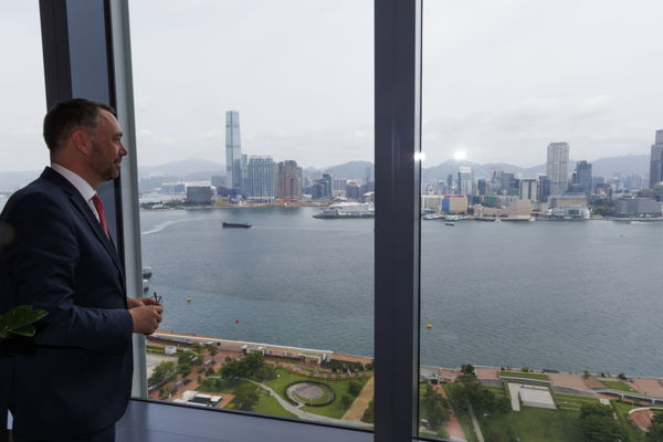 Belgian Foreign minister calls for a revival of dialogue with Hong Kong