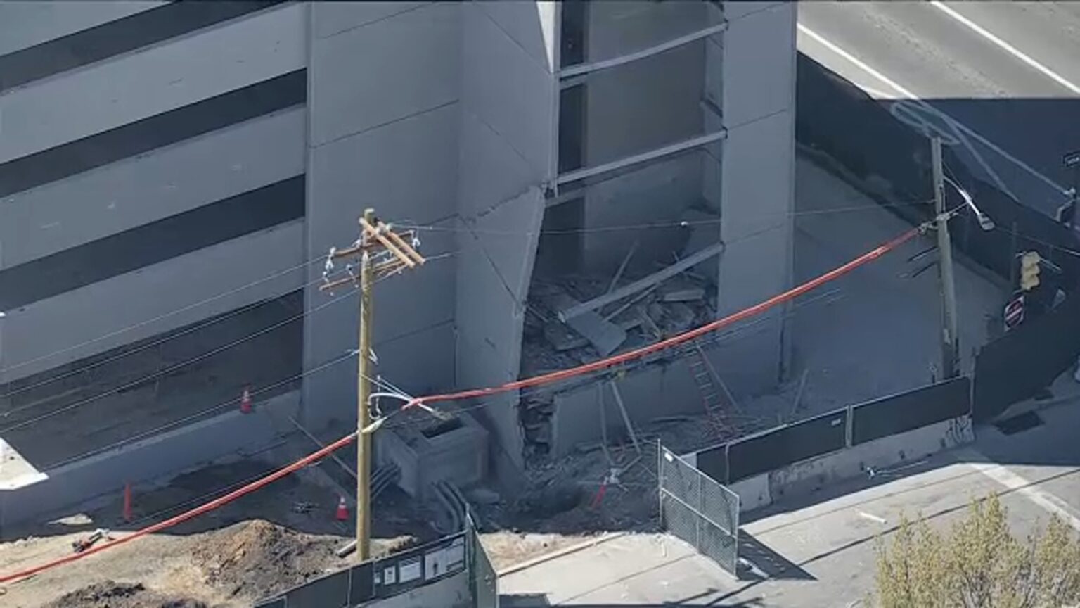 Grays Ferry parking garage collapse: 1 critically injured, 2 reportedly trapped in Philadelphia | Live coverage