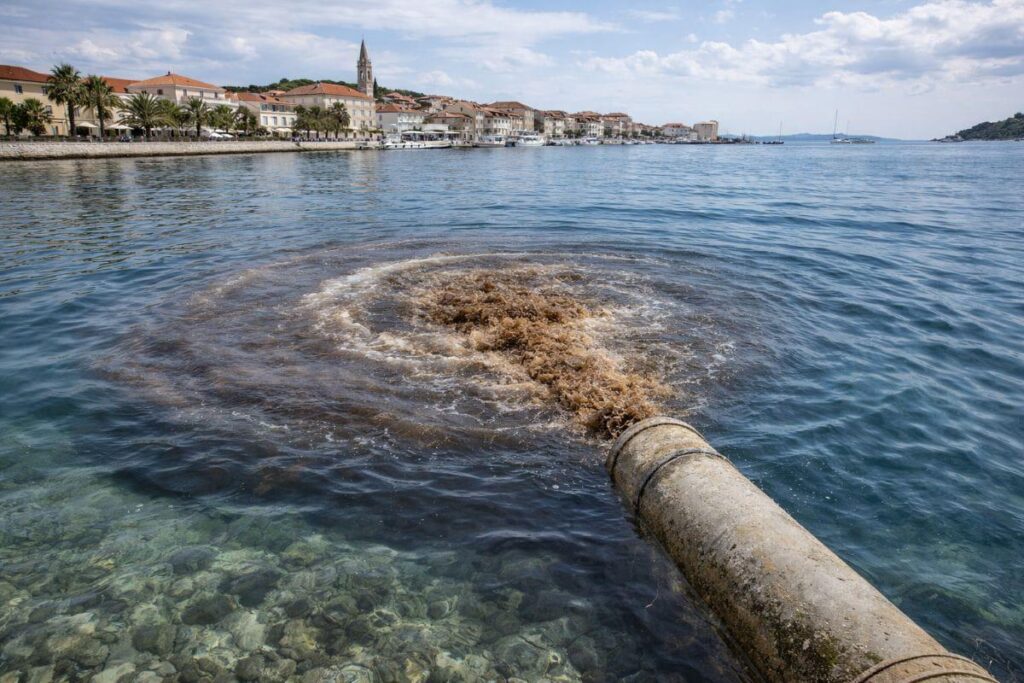 The truth that no one reads: 80% of wastewater goes into the Adriatic without biological treatment!