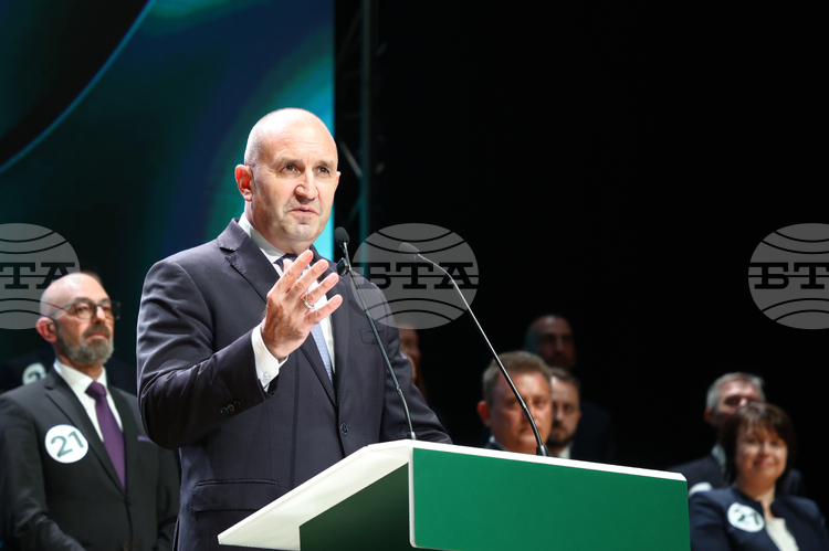 "Since Joining the 'Club of the Rich', Shop Debts in Villages Are Now in Euro"