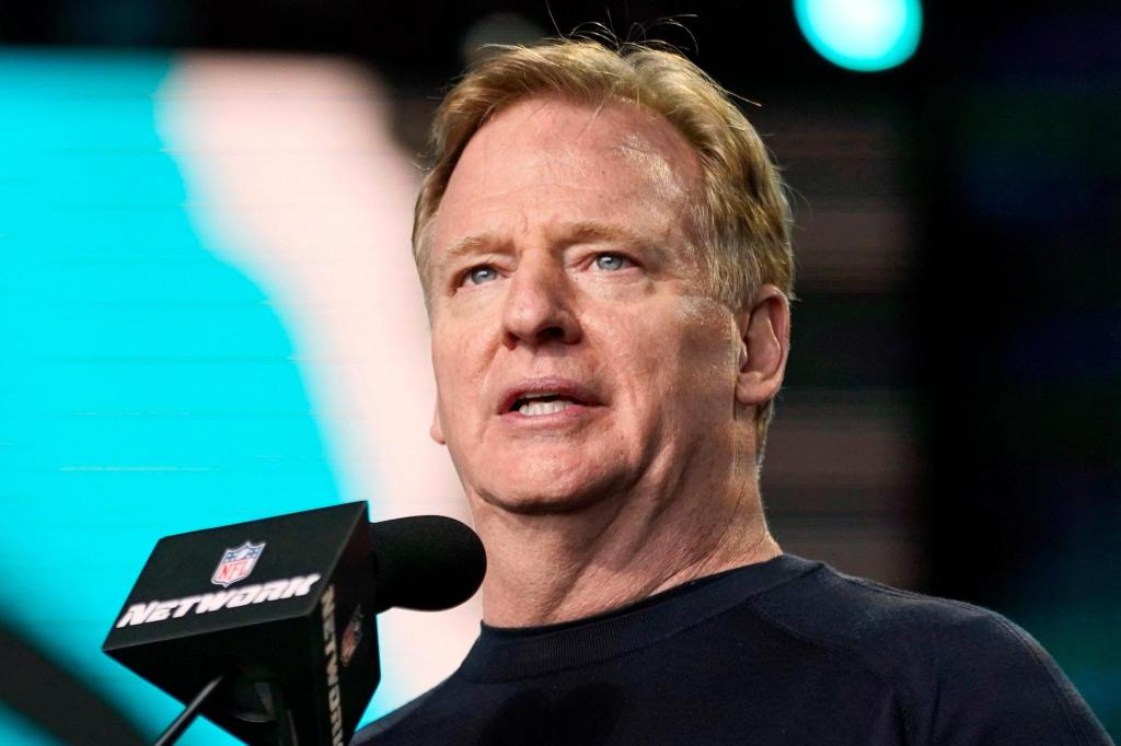 Roger Goodell responds to Kyle Shanahan's Australia concern for 49ers-Rams