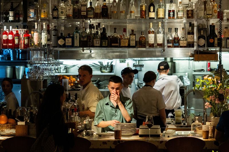 Russia’s services sector contracts for first time in six months, PMI shows | WTAQ News Talk | 97.5 FM · 1360 AM