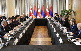 Armenia-Georgia relations are of particular importance: the 15th session of the Intergovernmental Commission on Economic Cooperation took place - Press releases - Updates
