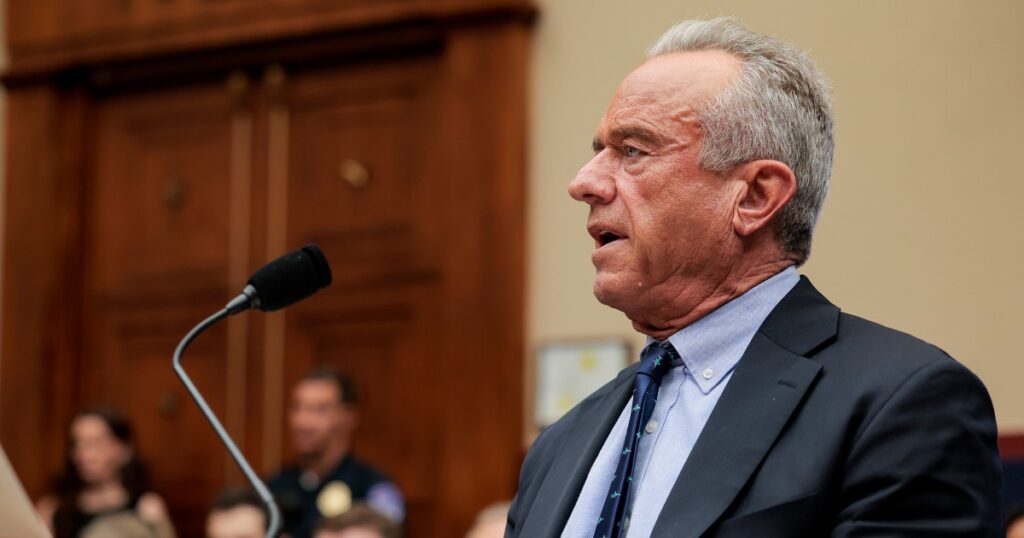 Live updates: Voters in Virginia approve redistricting plan backed by Democrats