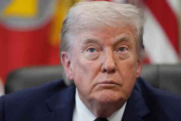 Trump Cancels US Envoys' Trip to Pakistan for Talks on Iran War