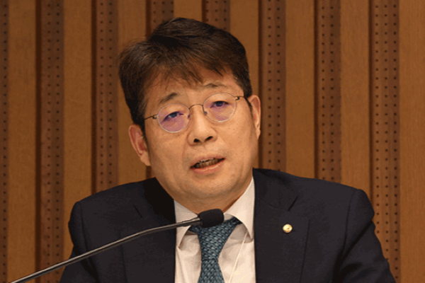 BOK Senior Deputy Governor Foresees Uncertainty in US Monetary Policy under Next Fed Chair