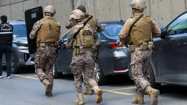 Turkish police special forces outside the consulate a short time ago