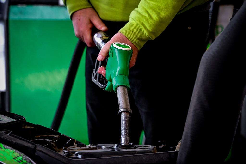 Gasoline: Greece is the 9th most expensive country on the planet