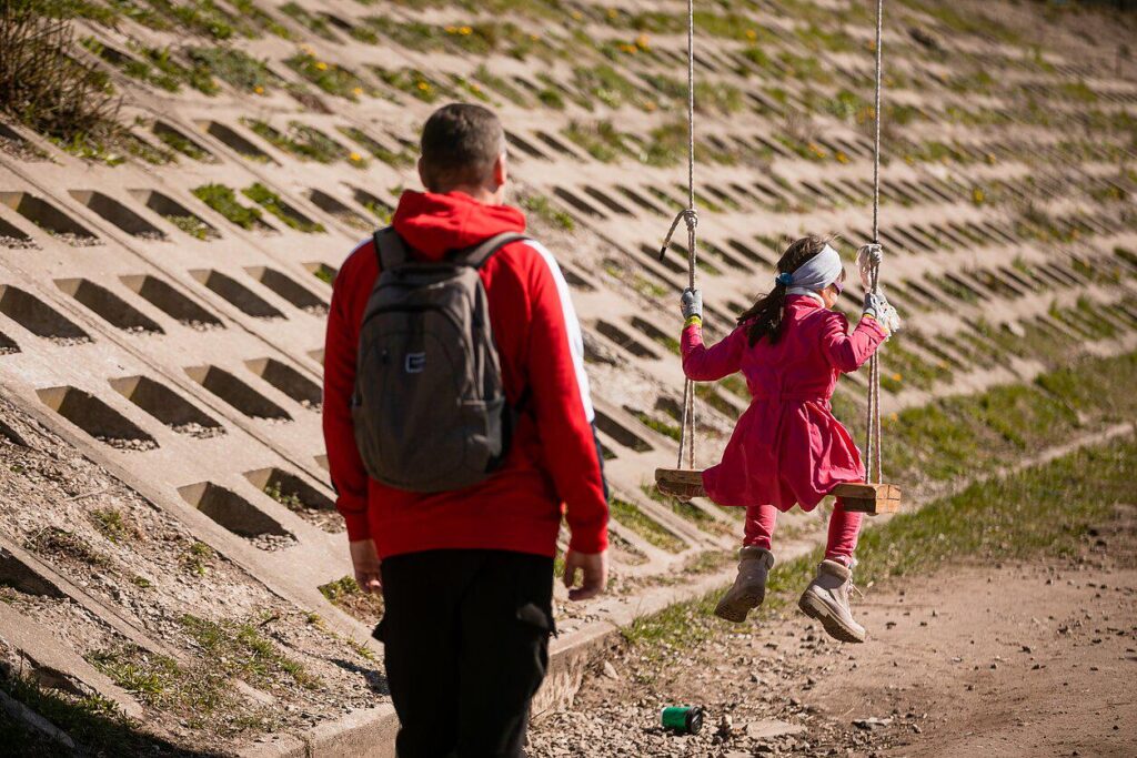 [LRT] Money, attitudes or gender equality: how to fix Lithuania's falling birth rate?