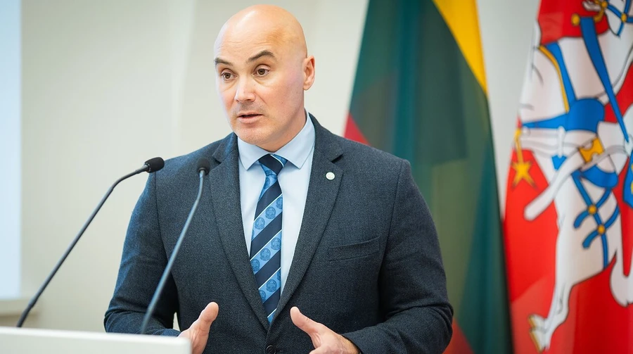 Lithuania wants Ukraine to warn Baltic states about stray drones near borders