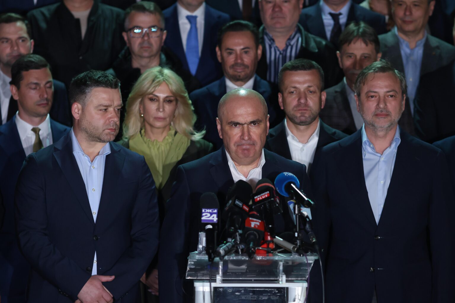 Bolojan, after the PSD vote: "It's totally abnormal to only be a party to the decision, but cowardly run away from the responsibility of the decisions" / "We will continue to ensure the Governance of our country" - HotNews.ro