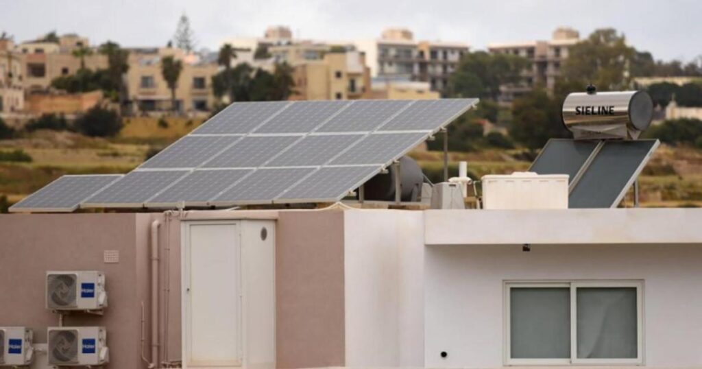 New solar panel scheme for families without roof access