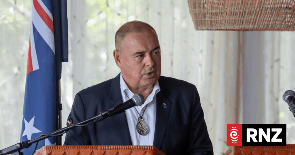Cook Islands-NZ security pact ‘is about us moving forward as two countries’ – PM Brown Cook Islands-NZ security pact 'is about us moving forward as two countries' - PM Brown