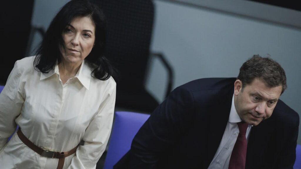 Is this government actually still sane? — The economics minister attacks the finance minister, who presents himself as a protective force for those affected by fuel prices. Anyone who escalates the coalition dispute in the middle of a highly dangerous world situation does not know what they are doing.