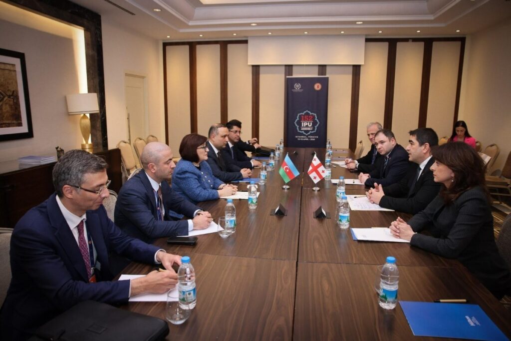 Speakers of Azerbaijan and Georgia discuss regional peace