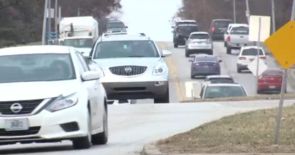 Illinois Senate passes digital driver’s license cleanup bill | Illinois Politics Illinois Senate passes digital driver's license cleanup bill | Illinois Politics
