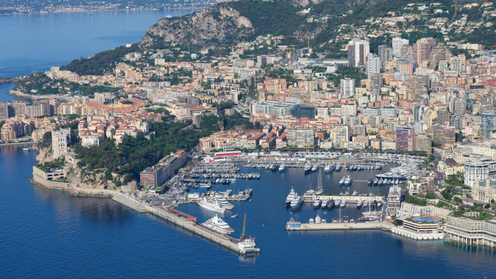 Average private sector salary in Monaco tops €5,000 a month