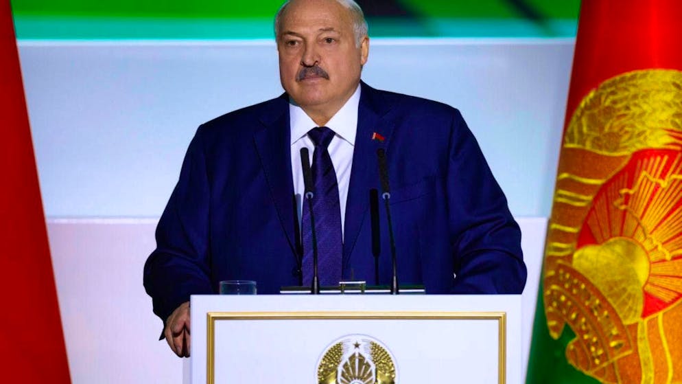HANDOUT - Belarusian ruler Alexander Lukashenko speaks at a session of the All Belarusian People's Assembly in Minsk (archive photo). Photo: Uncredited/Belarusian Presidential Press Service/dpa