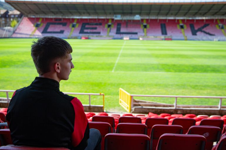 ZENICA, BOSNIA AND HERZEGOVINA - APRIL 7: Afan Cizmic, a 14-year-old ball boy and youth player of NK Celik who gained global attention after taking a note from Italy goalkeeper Gianluigi Donnarumma listing Bosnian penalty takers during a World Cup playoff match, poses on the pitch at Bilino Polje Stadium in Zenica, Bosnia and Herzegovina, on April 7, 2026. ( Denis Zuberi - Anadolu Agency )
