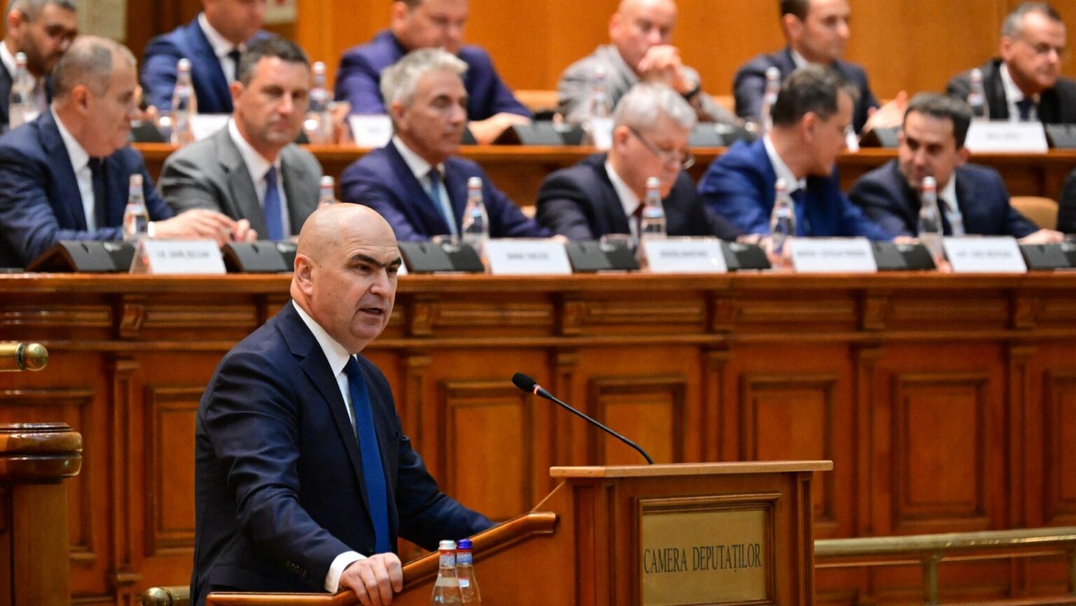 Romania Government on Brink After Coalition Collapse ━ The European Conservative