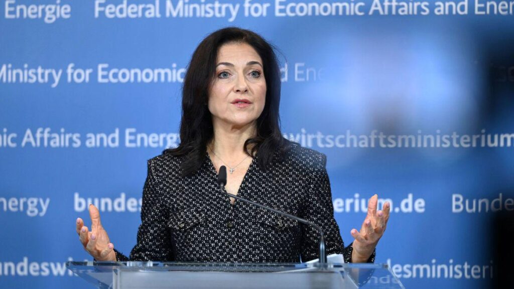Opinion: Energy transition: What does Federal Minister of Economics Katherina Reiche actually do for a living?