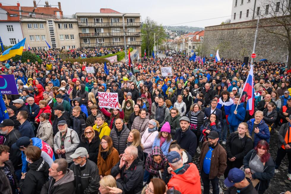 Slovaks rally against populist Prime Minister Fico’s plan to scrap mail voting from abroad