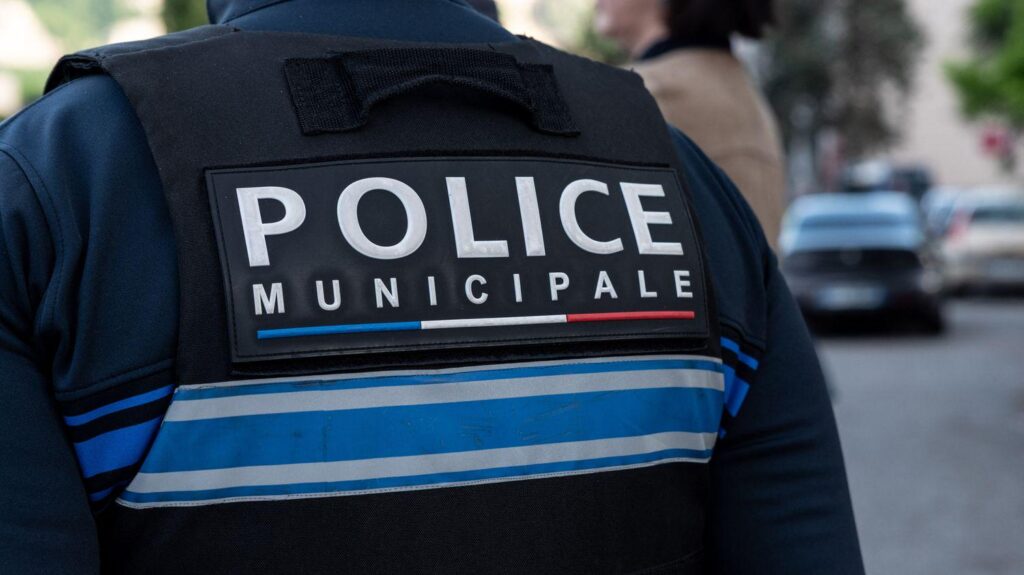 Theft, violence, damage… Eleven municipal police officers from Villeneuve-Saint-Georges, in Val-de-Marne, placed in police custody