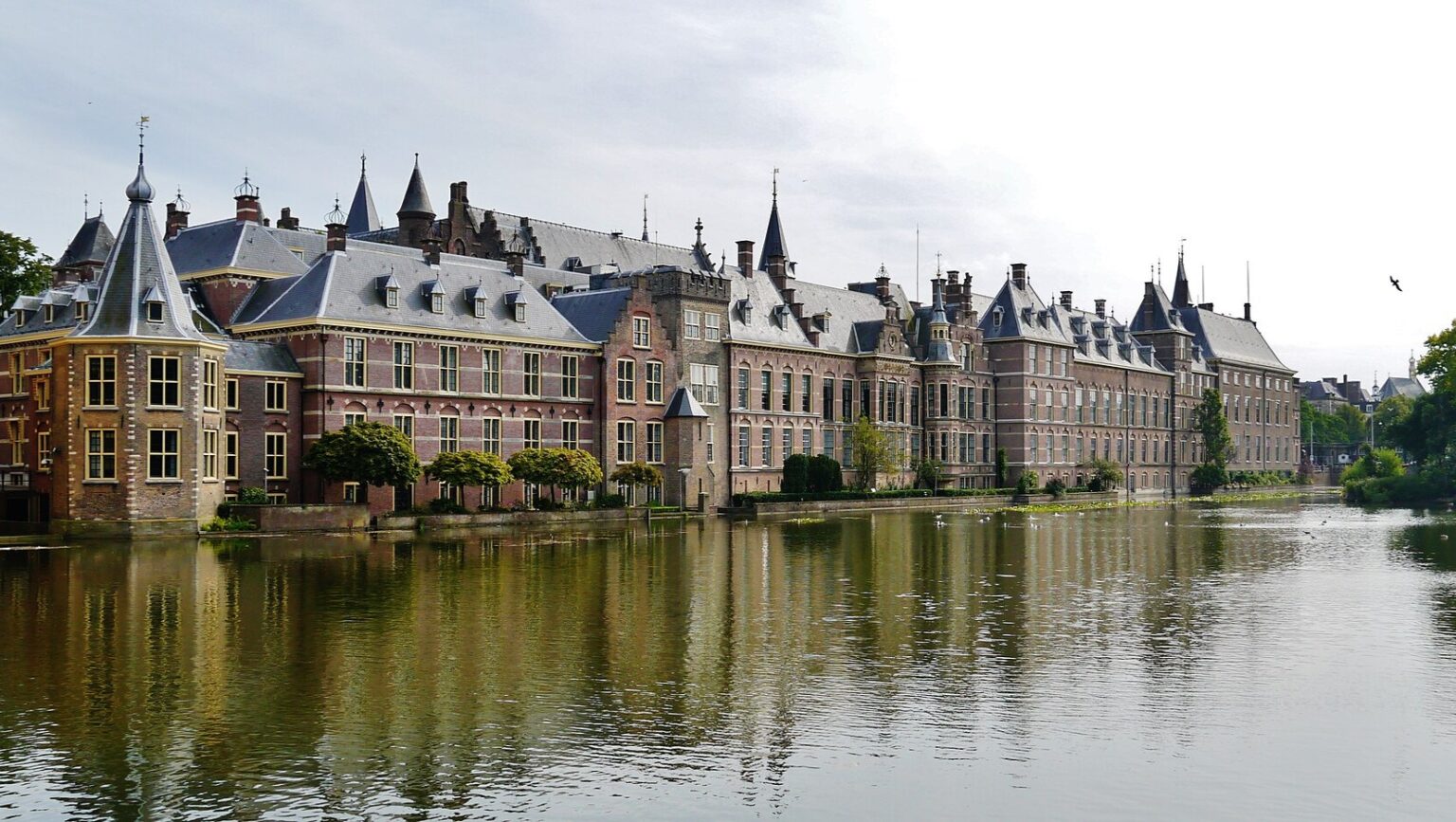 The Hofvijver and the buildings housing the States General of the Netherlands