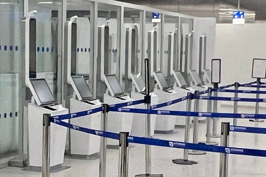 Athens faces showdown with EU as Greece drops biometrics for British visitors