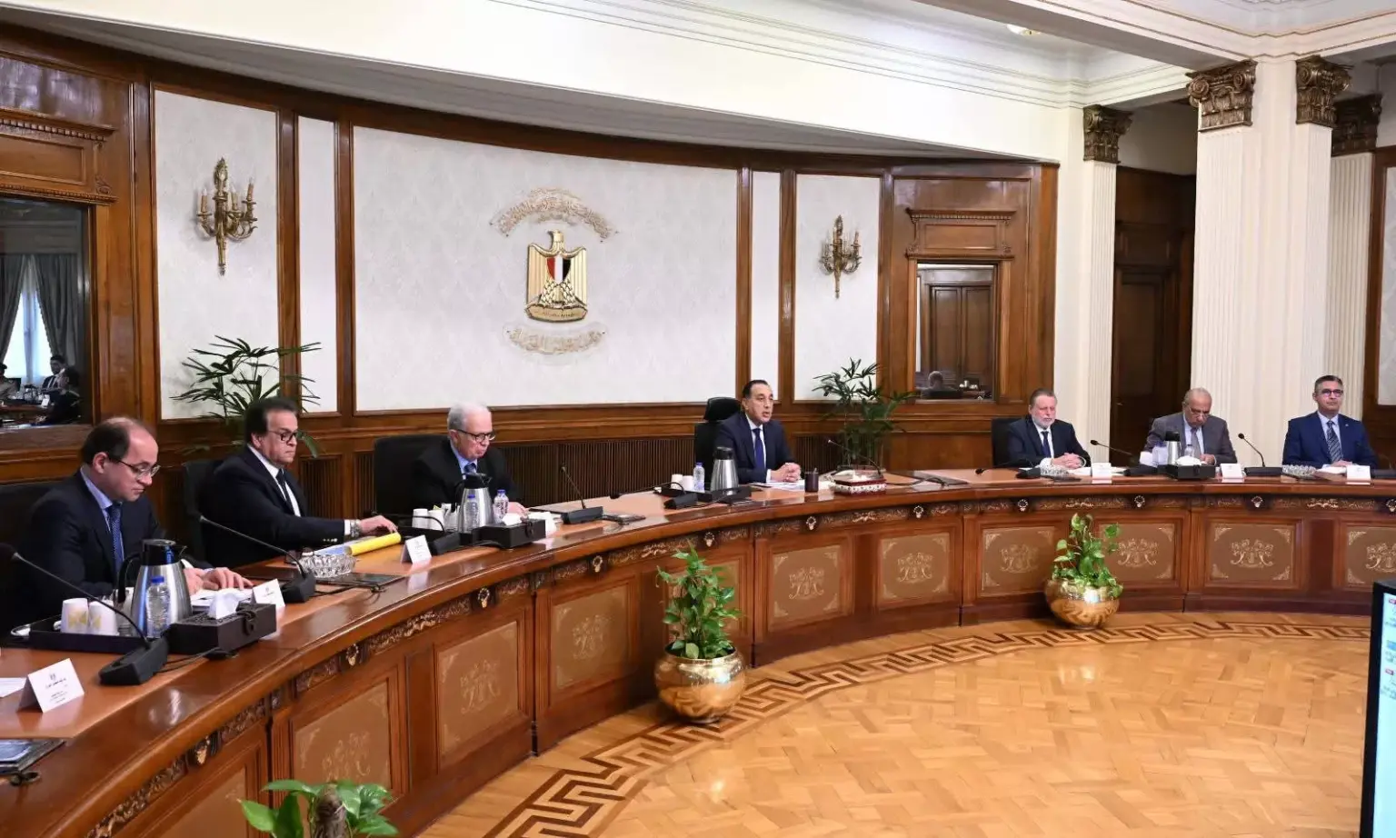 Gov’t monitors global crisis impact, prepares multiple scenarios