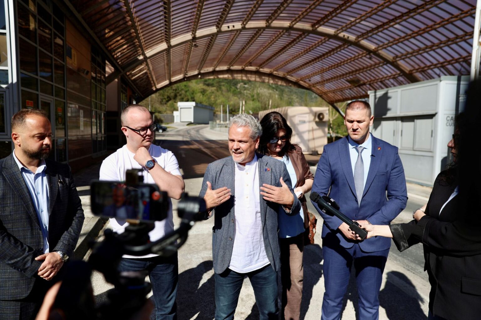 Major road-cleaning campaign launched across Montenegro ahead of the summer season