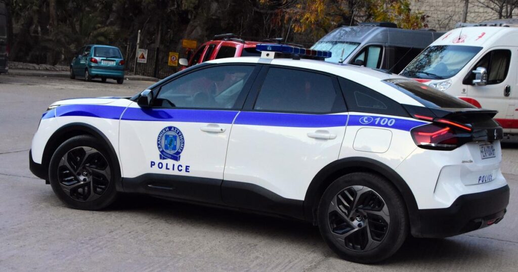 The criminal past of the underage driver who abducted the 16-year-old girl in Liosion: Three more people are involved in the case