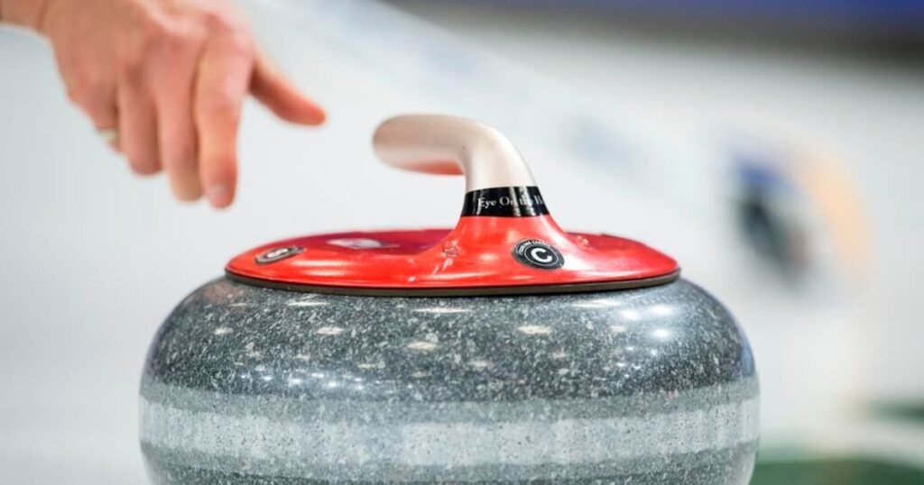 Scotland closes in on world curling semifinal spot with win over Switzerland