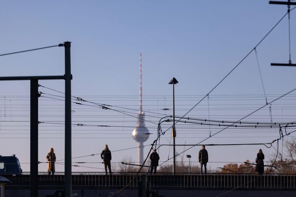 Germany Power Prices Turn Deeply Negative on Renewables Surge